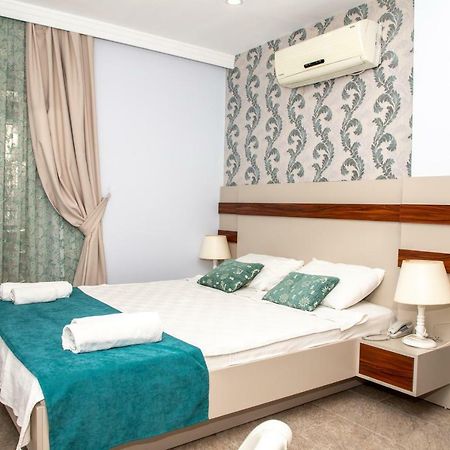 Blue Marin Hotel Битез Экстерьер фото