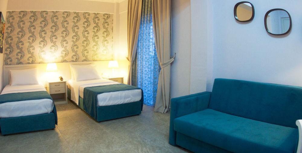 Blue Marin Hotel Битез Экстерьер фото