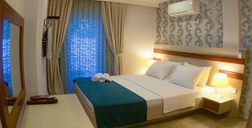 Blue Marin Hotel Битез Экстерьер фото